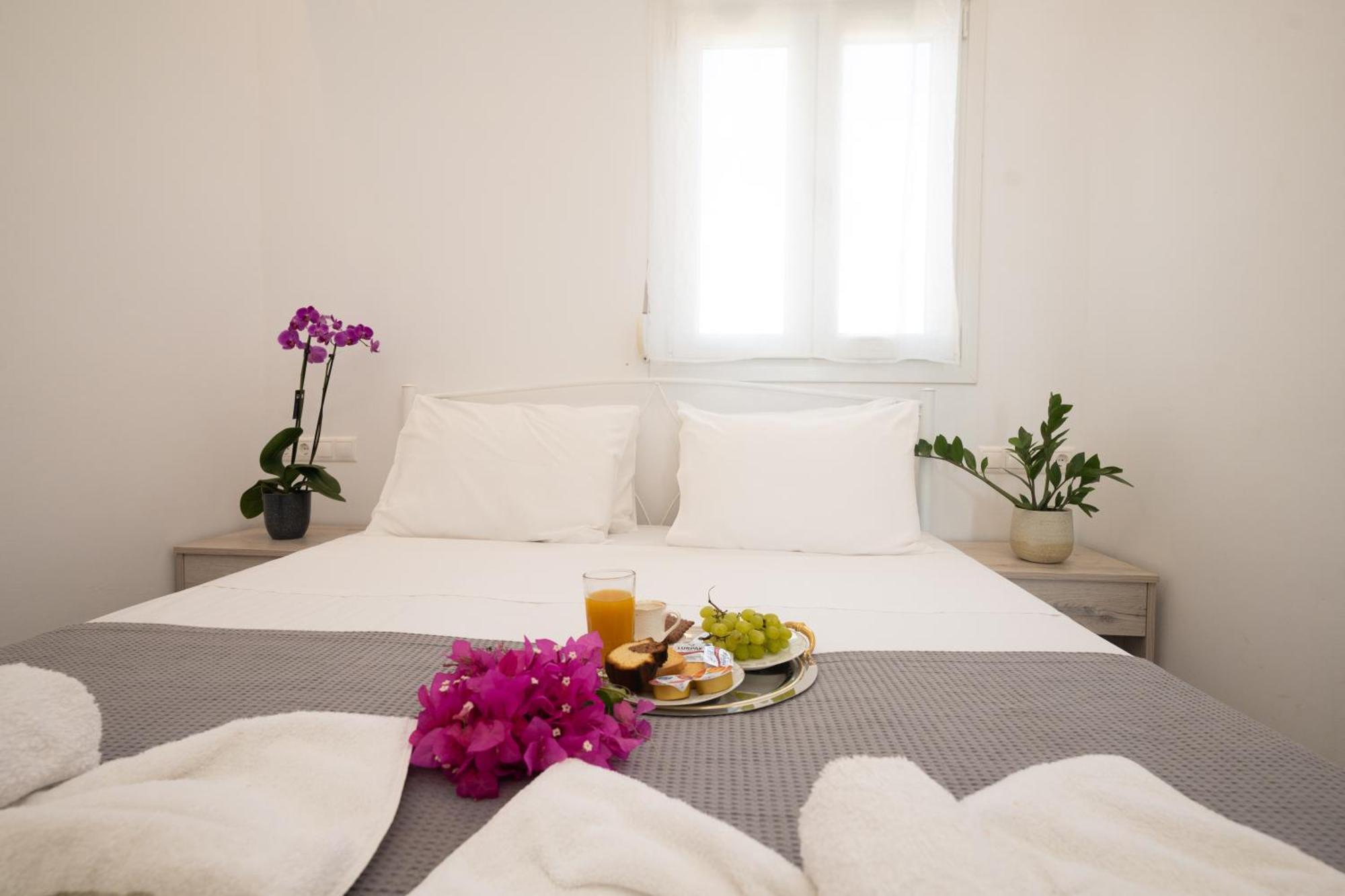 Spilia Apartments & Suites Mykonos Аграри Экстерьер фото