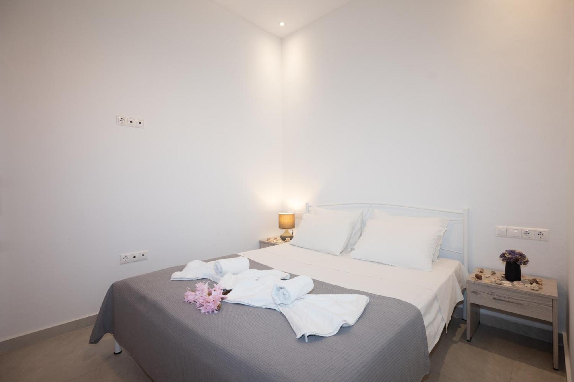 Spilia Apartments & Suites Mykonos Аграри Экстерьер фото